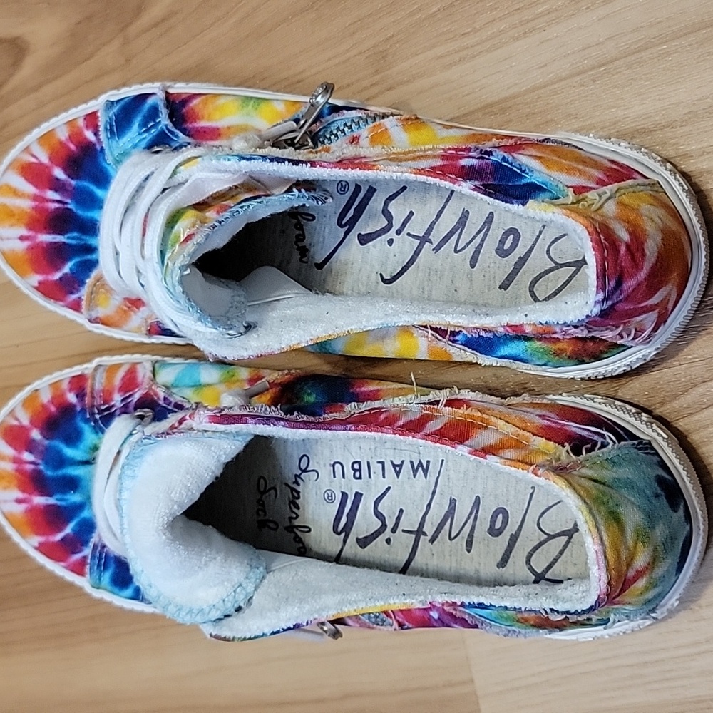 Blowfish Tie-Dye Slip On Sneakers Sz 6.5 - Rainbow - Comfort - Picture 3 of 7